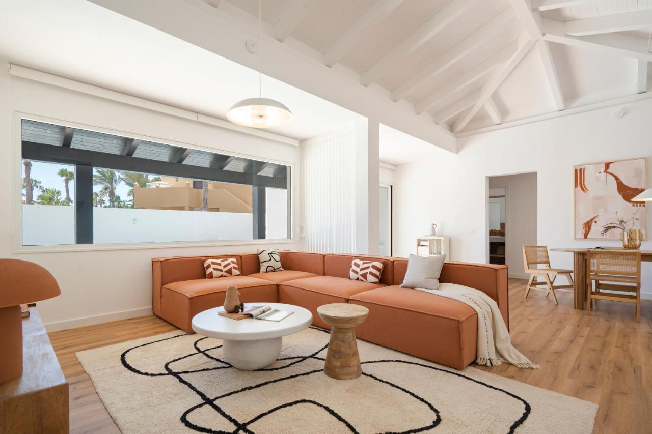 Villa Tropico - Design House With Pool In คอร์ราเลโฮ ภายนอก รูปภาพ