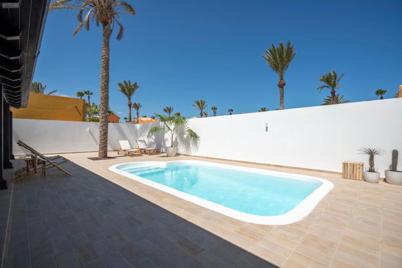 Villa Tropico - Design House With Pool In คอร์ราเลโฮ ภายนอก รูปภาพ