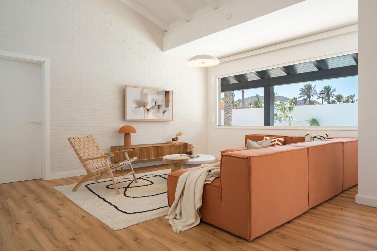 Villa Tropico - Design House With Pool In คอร์ราเลโฮ ภายนอก รูปภาพ