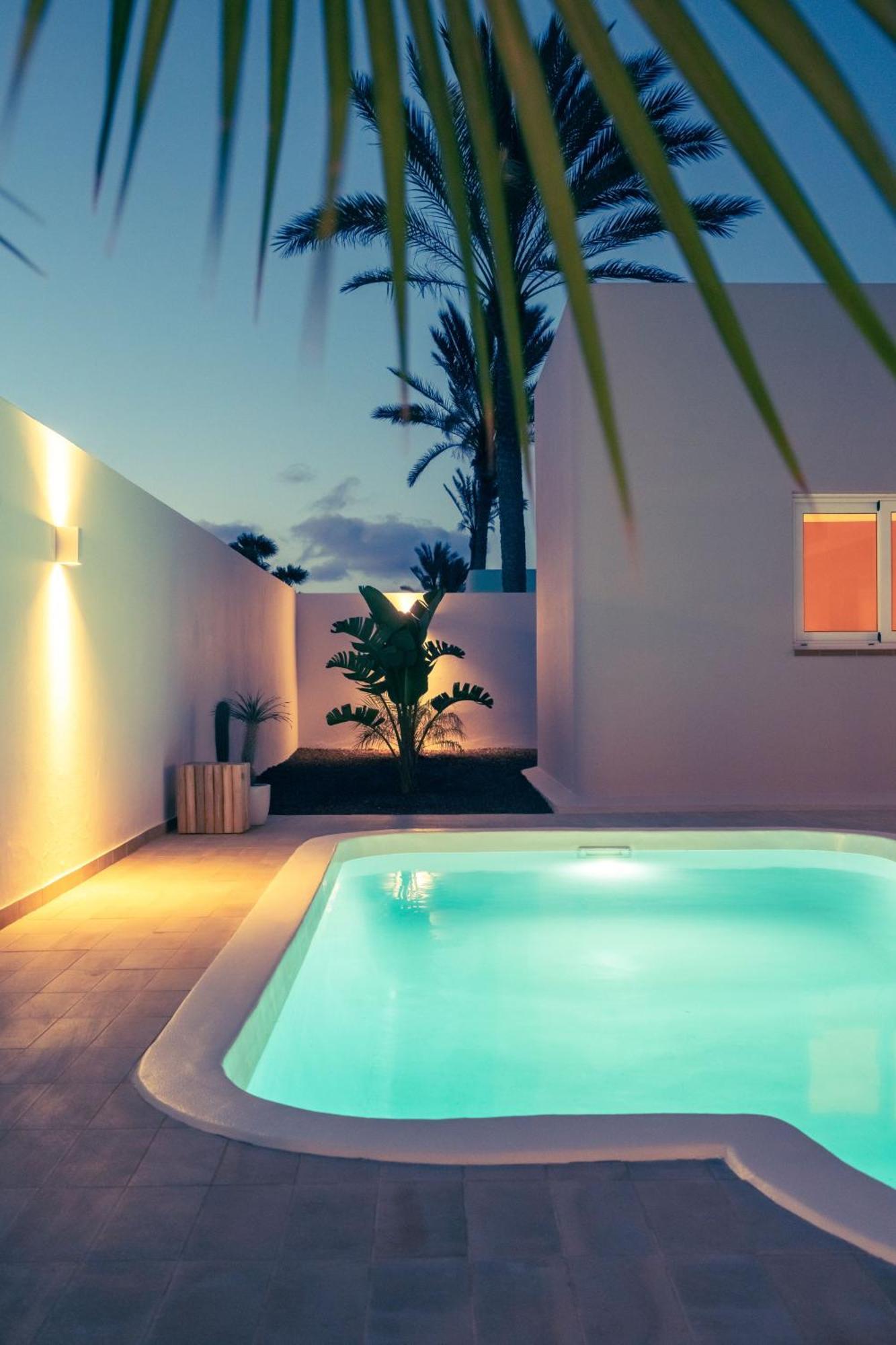 Villa Tropico - Design House With Pool In คอร์ราเลโฮ ภายนอก รูปภาพ