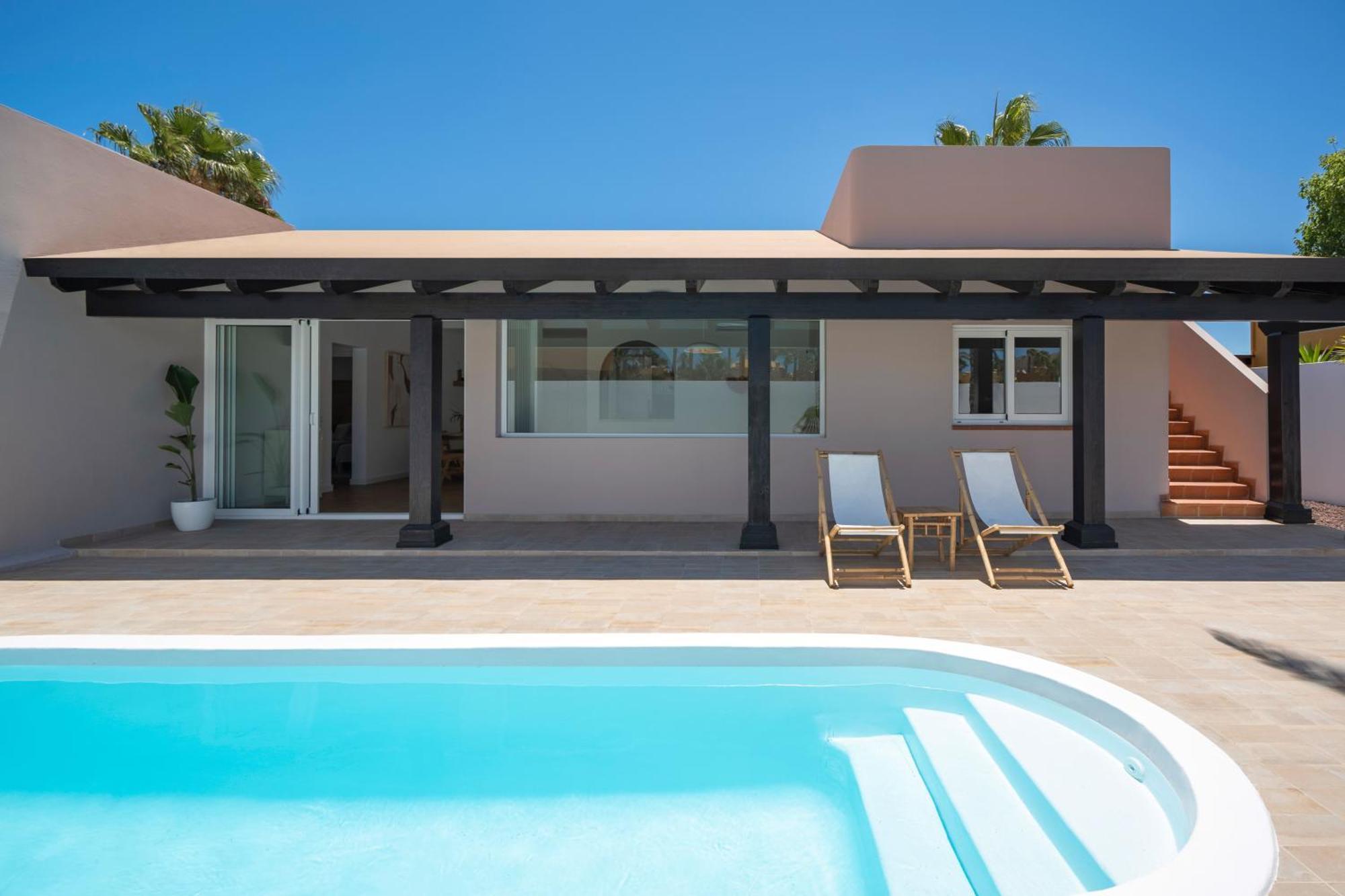 Villa Tropico - Design House With Pool In คอร์ราเลโฮ ภายนอก รูปภาพ